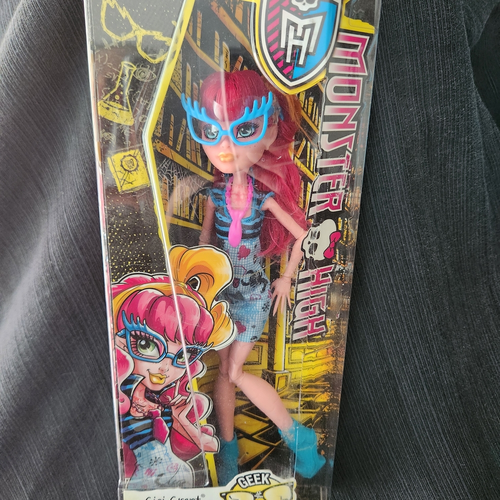 Monster High Gigi Grant Geek Shriek doll (2014) New In Box
